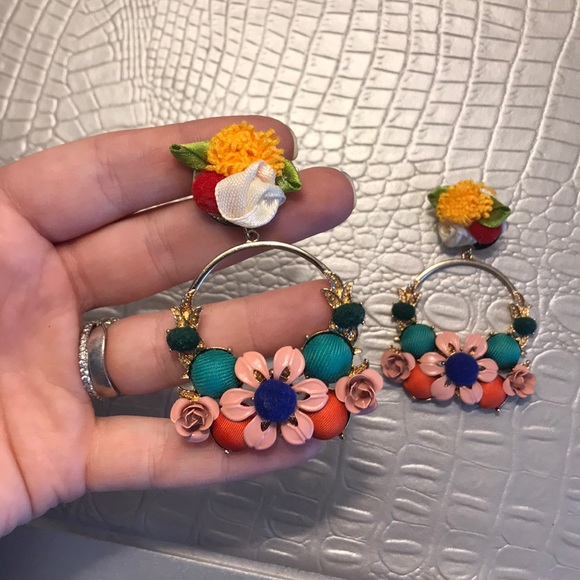 H&M earrings - Picture 4 of 4